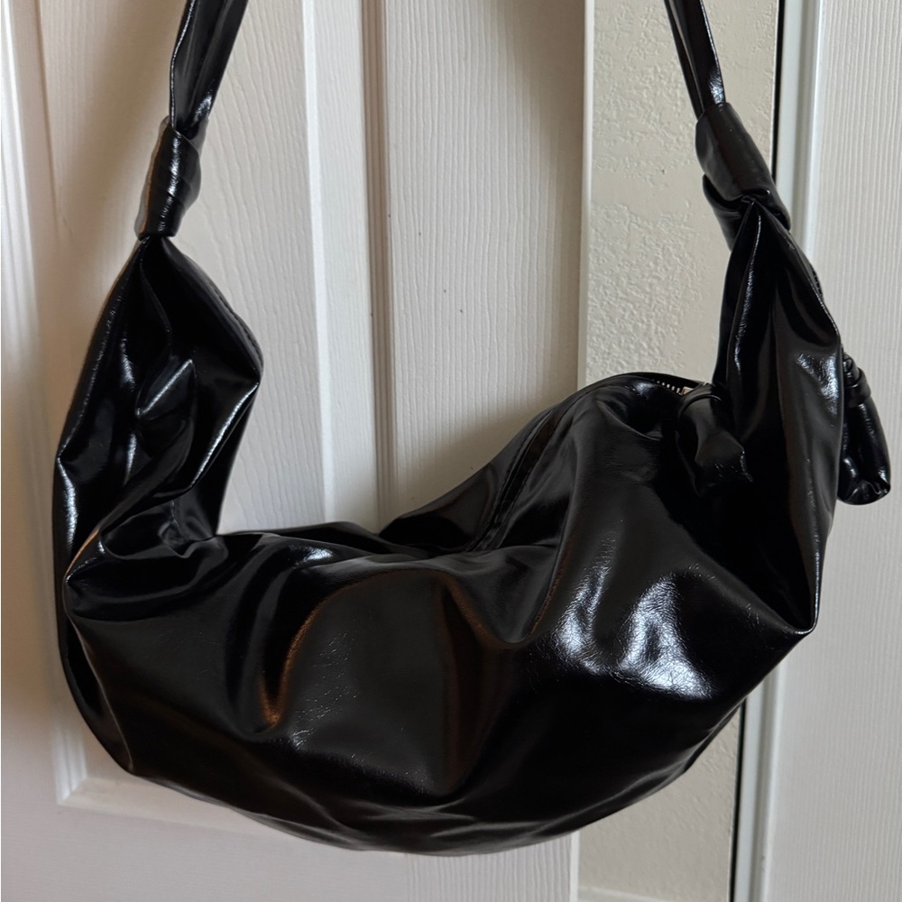 LEMAIRE Large Soft Croissant — Black